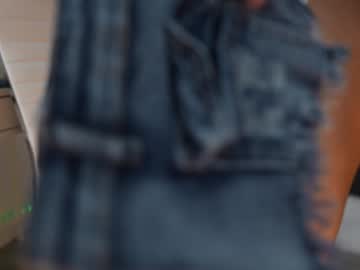 ashley_benson1's chat room