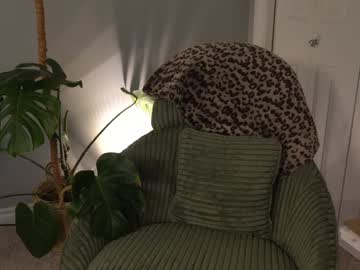 littlemiss_kira's chat room