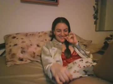 confidentialcubicle's chat room