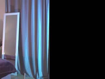 honeymoann's chat room