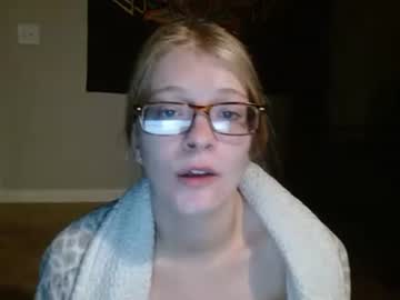 baeblondie's chat room