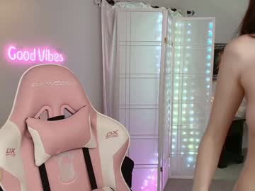 foxy_gamer's chat room