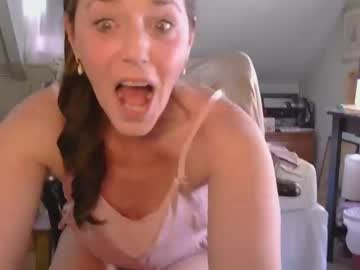 who_is_miss_dior's chat room