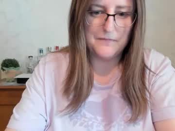 madelinebeau's chat room