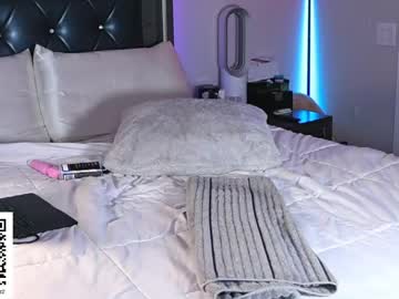 veronicadiazxxx's chat room