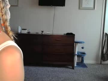 shyy_petitebaby's chat room