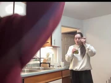 laylahlaylah1's chat room