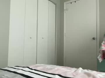 amysmilez's chat room