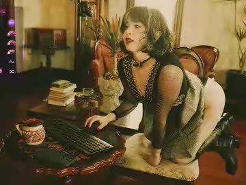 thecamwoman's chat room