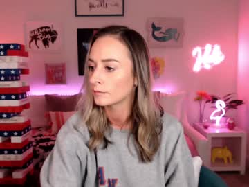 holihurricane's chat room