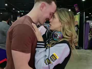 yourgirlmillie's chat room