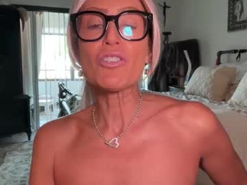 velvetbarbie's chat room