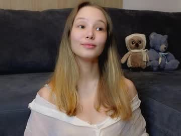 charming_evaa's chat room