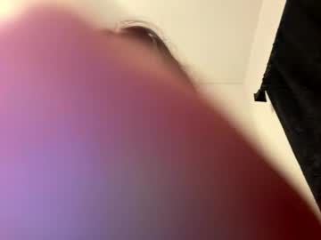 yourownermayla's chat room