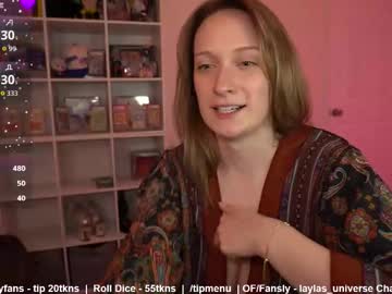 laylas_universe's chat room