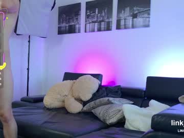 _taylormoon's chat room