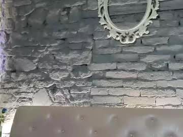 vixvixenn's chat room