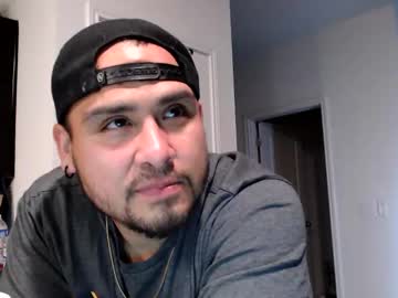 trixy79100's chat room