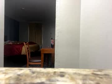 firsttime_freak's chat room