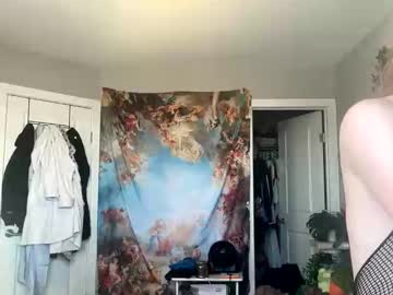 redgingersnapz's chat room