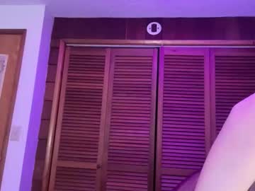 averyyy333's chat room