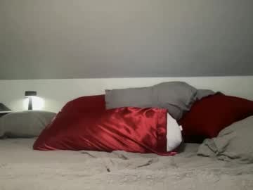 notsosweet21's chat room