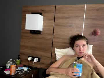 deepthroatqueen33's chat room