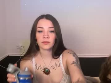 hannahtaylorr's chat room