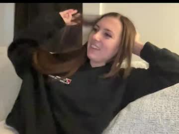 laylahlaylah1's chat room