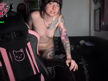 blueasfuck's chat room