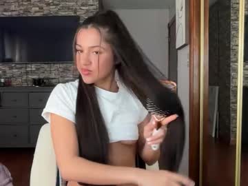 minahoneyy38's chat room