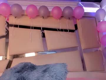 chrystal_jade's chat room