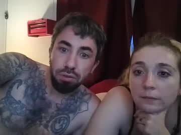 juneswallows's chat room