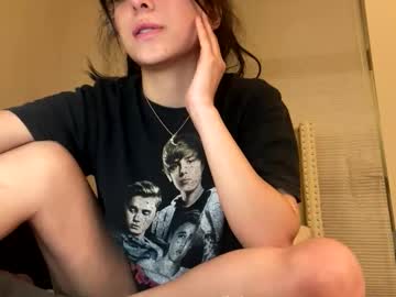 esoterickitten777's chat room