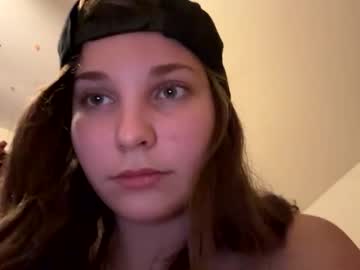 deepthroatqueen33's chat room