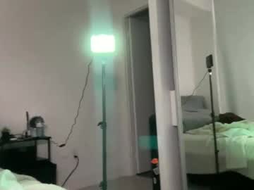 lightbluepufferfish's chat room