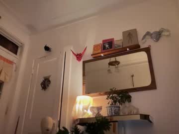 sky_lounge's chat room