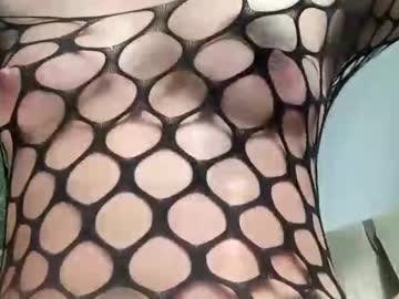 publicuniversalpussy's chat room