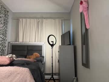 sophiasecretsx's chat room