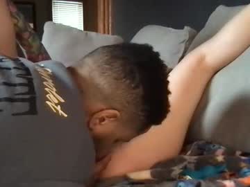 yournewbigmama's chat room