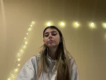 clairewalkerrr's chat room