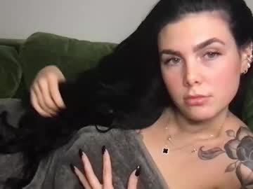 stacywithuu's chat room