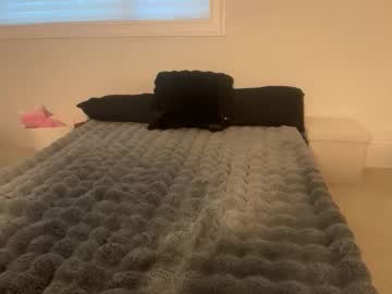 chloeros3e's chat room