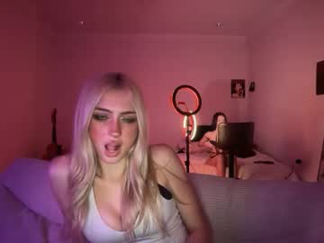 chloeros3e's chat room