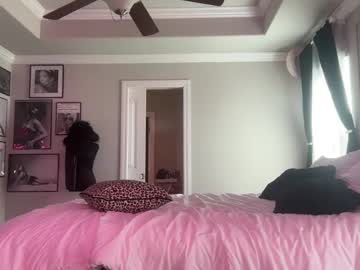 brielledaviss's chat room