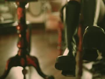 thecamwoman's chat room