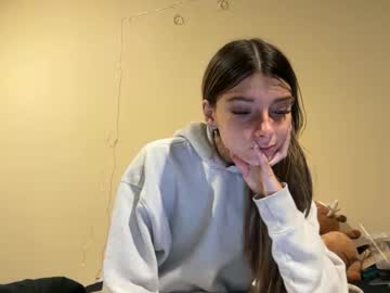 clairewalkerrr's chat room