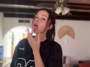 channel022's chat room