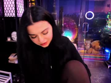 alma_pearl's chat room