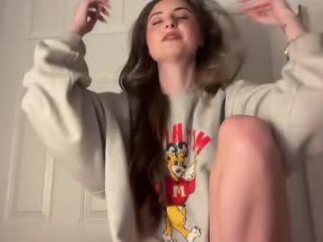 fantasyella's chat room